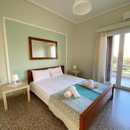 Mpanos Sea Apartment 1 劳特拉奥雷亚斯埃利尼斯 外观 照片