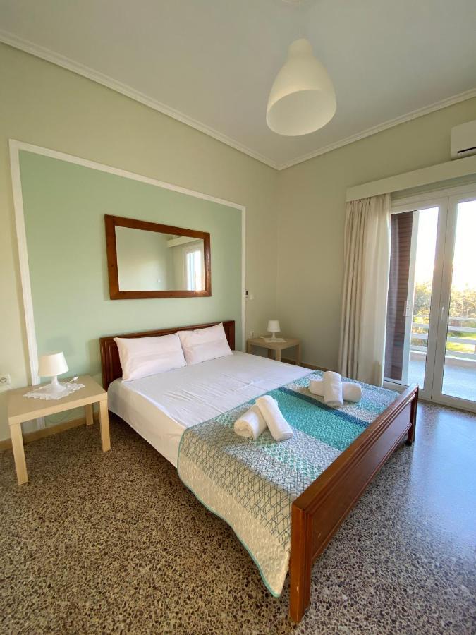Mpanos Sea Apartment 1 劳特拉奥雷亚斯埃利尼斯 外观 照片